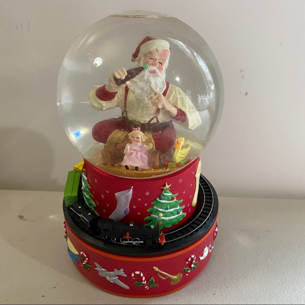 Musical Snow Globe